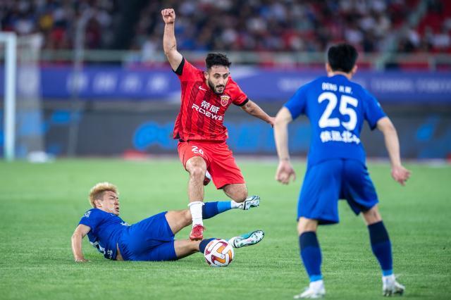 开云体育官网-海港拒放巴尔加斯外援还+1？平科被亮红灯顺位最末